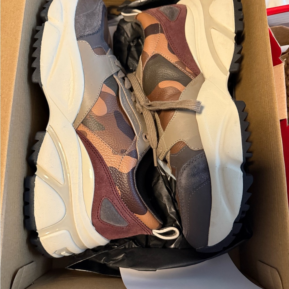Michael kors Men's Camouflage Sneakers - Picture 6 of 6